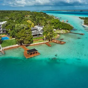 Cristalino Lagoon Front Hotel, Restaurant & Bacalar