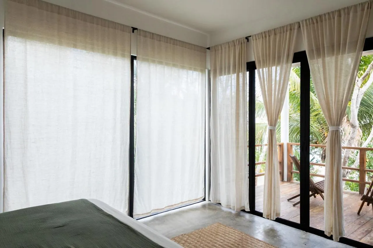 Pucte Bacalar Bed and Breakfast 0*,