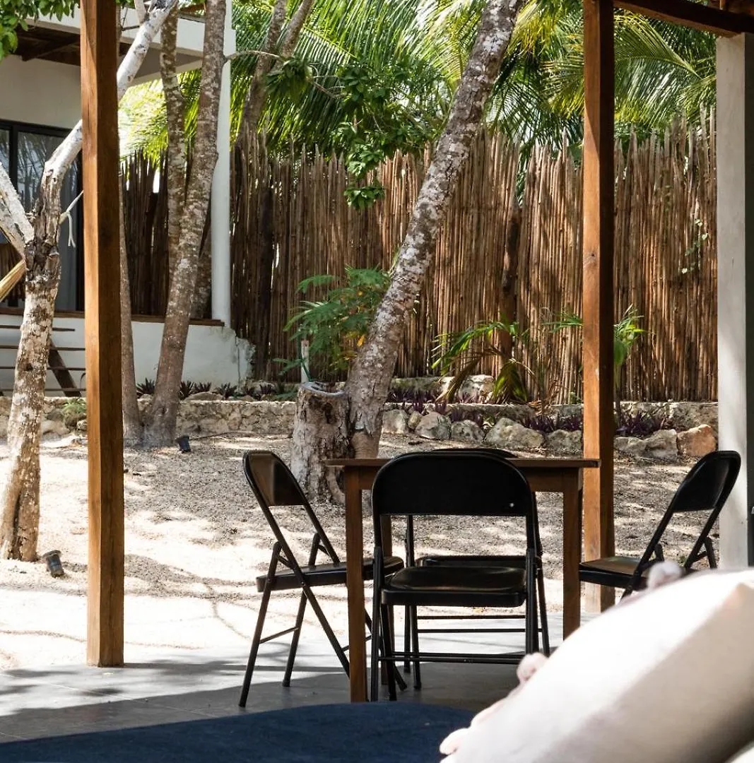 Pucte Bacalar Bed and Breakfast